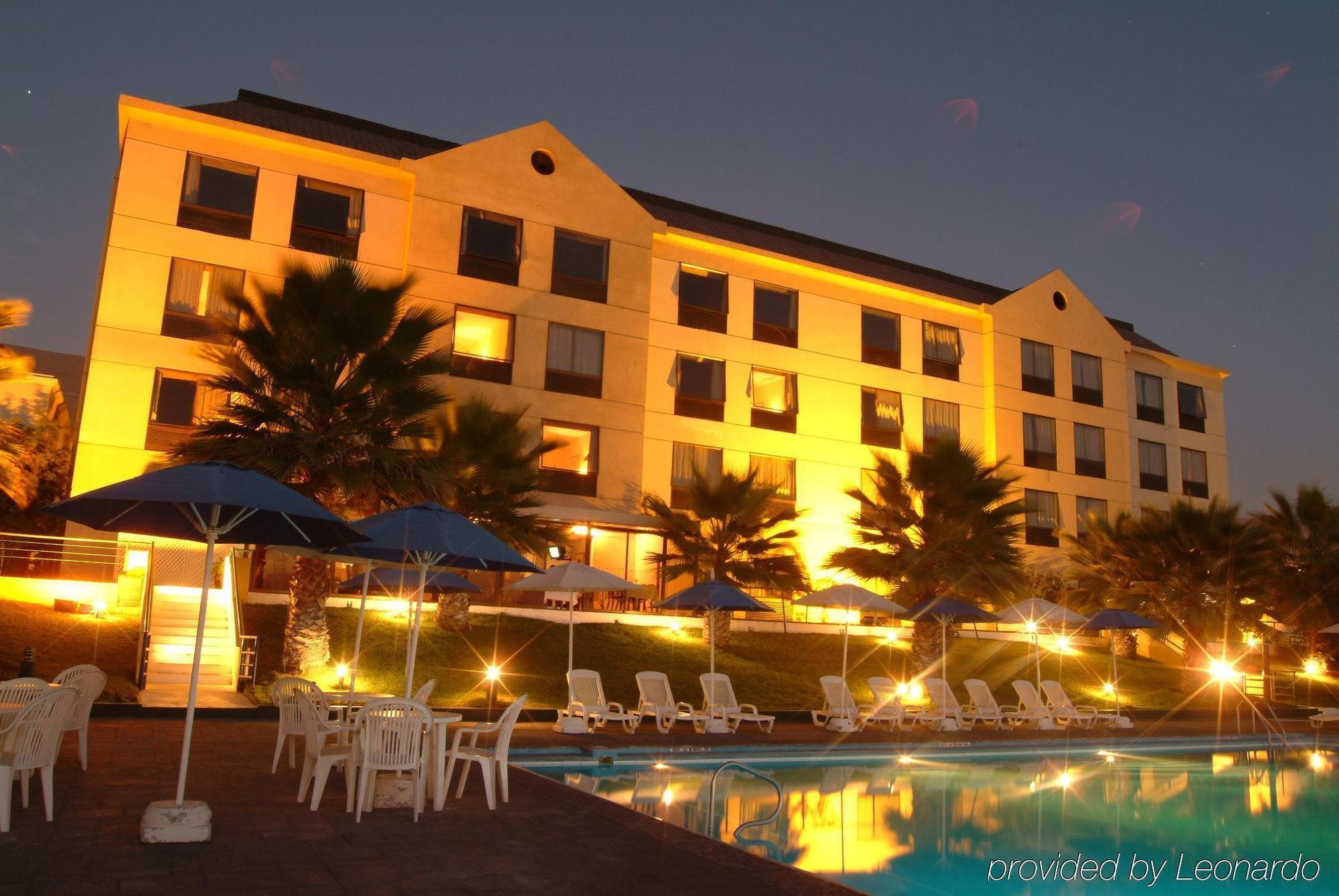 Nh Iquique Costa Hotel Buitenkant foto