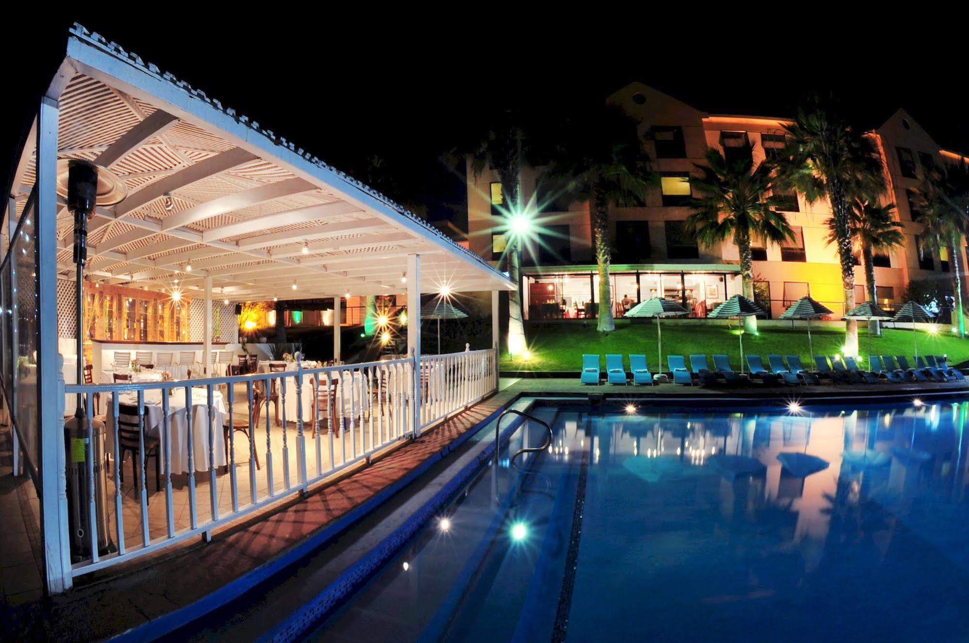 Nh Iquique Costa Hotel Buitenkant foto